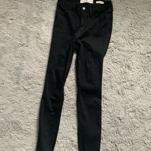 hollister no rip black skinny jeans